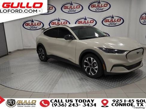 Used 2025 Ford Mustang Mach-E Select image 2