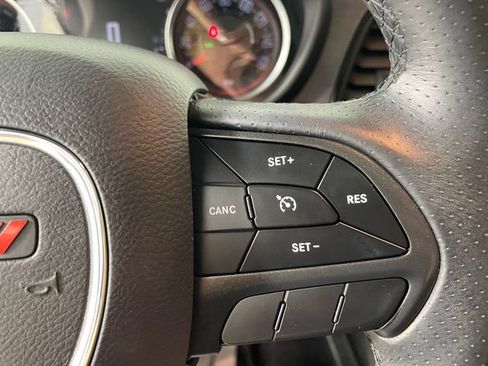 Used 2018 Dodge Challenger R/T w/ Driver Convenience Group RWD image 11