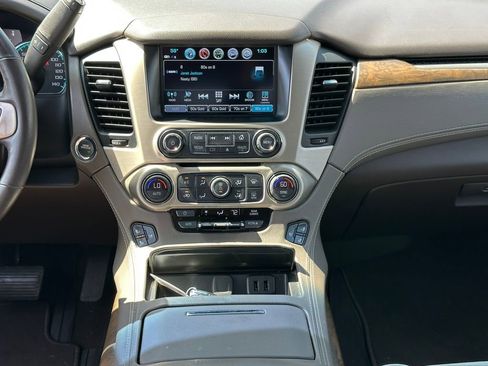 Used 2018 GMC Yukon Denali w/ Denali Ultimate Package image 16