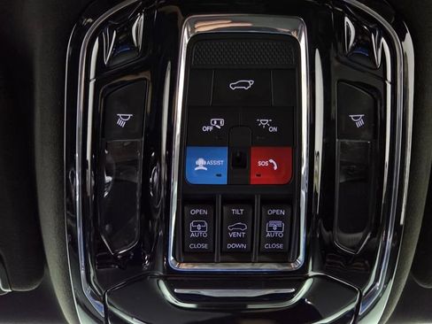 Used 2023 Jeep Grand Wagoneer L Series III w/ Quick Order Packagew 28T image 31