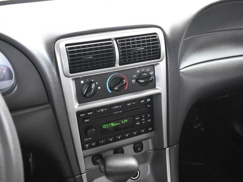 Used 2003 Ford Mustang Mach 1 RWD image 38