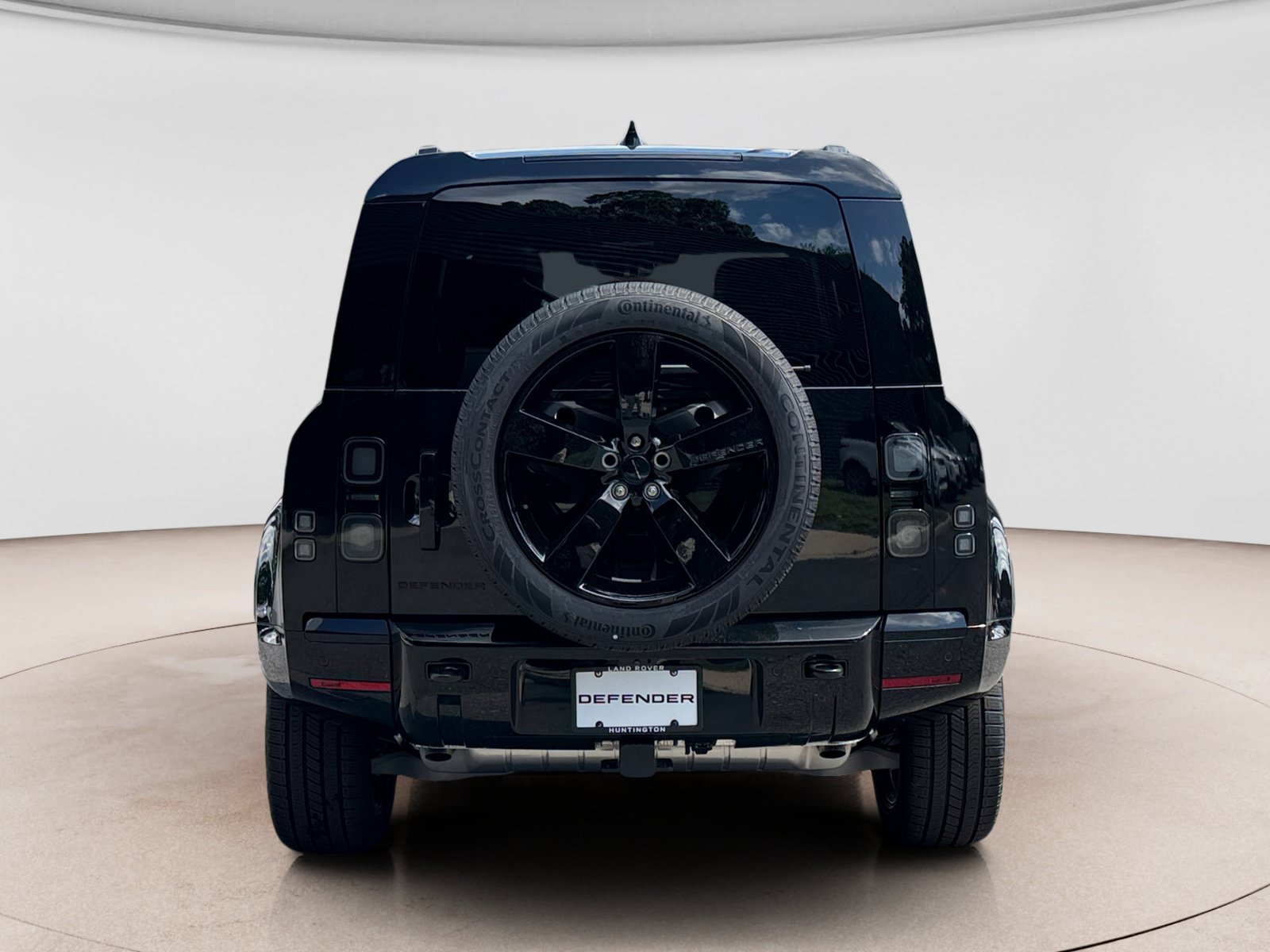 New 2026 Land Rover Defender 110 X-Dynamic SE AWD/4WD image 4