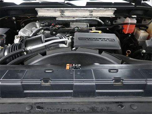 Used 2020 GMC Sierra 2500 AT4 w/ AT4 Premium Package image 28