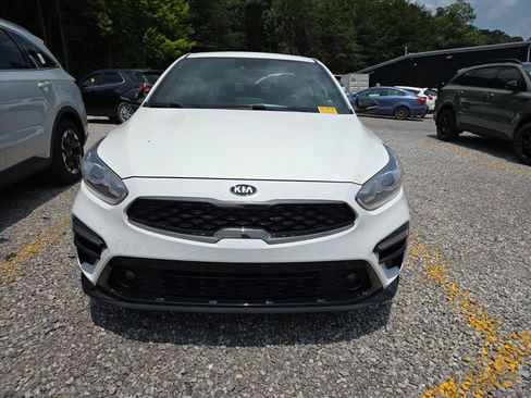 Used 2020 Kia Forte GT-Line w/ GT-Line Premium Package FWD image 2