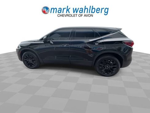 Certified 2022 Chevrolet Blazer LT w/ LPO, Black Accent Package AWD/4WD image 5