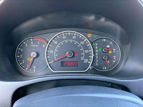 Used 2007 Suzuki SX4 AWD Hatchback image 10