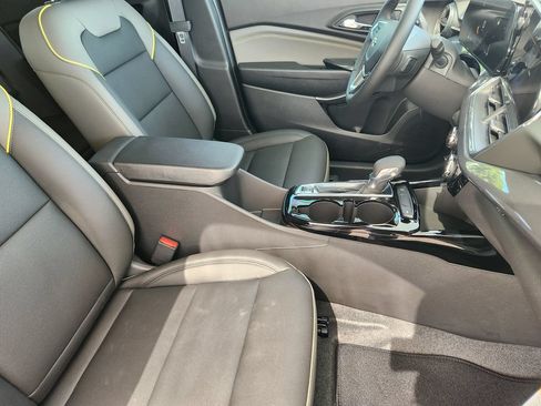 New 2026 Chevrolet Trax ACTIV w/ Driver Confidence Package FWD image 10