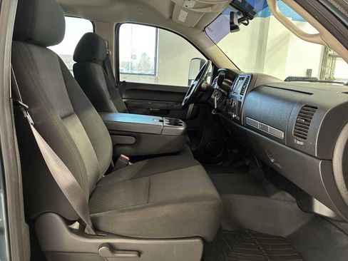 Used 2014 Chevrolet Silverado 2500 LT w/ Interior Plus Package image 23