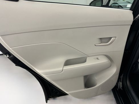 Used 2025 Hyundai Kona SEL AWD/4WD image 26