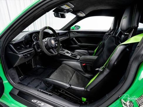 Used 2023 Porsche 911 GT3 RWD image 26