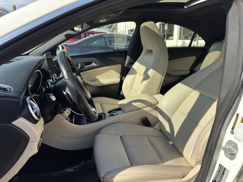 Used 2018 Mercedes-Benz CLA 250 CLA 250 image 23