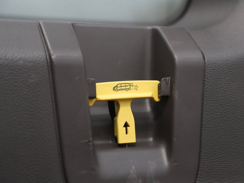 Used 2024 Ford Transit 350 XLT RWD image 19
