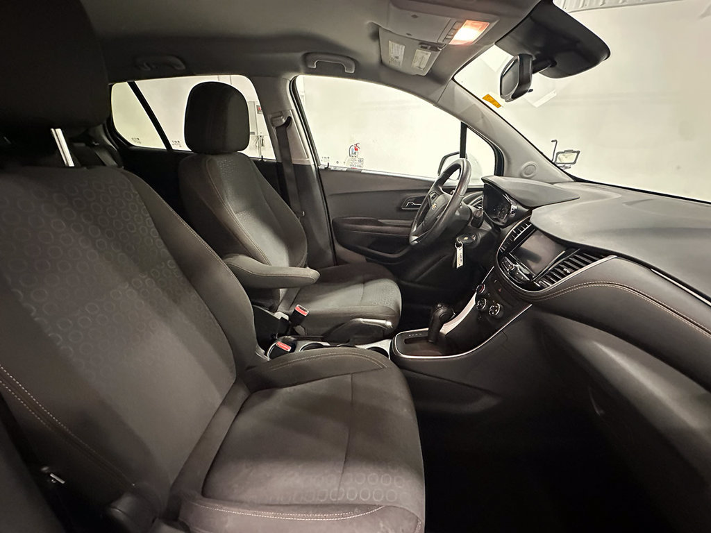 Used 2020 Chevrolet Trax LS w/ Tint and Cruise Package FWD image 24