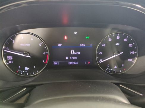 Used 2023 Buick Envision Preferred image 32