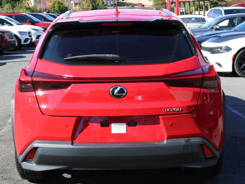 Used 2022 Lexus UX 200 image 7