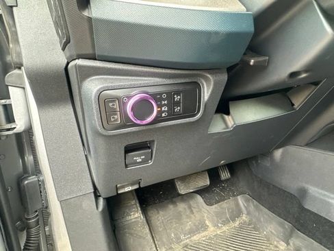 Used 2024 Ford Bronco Outer Banks AWD/4WD image 11