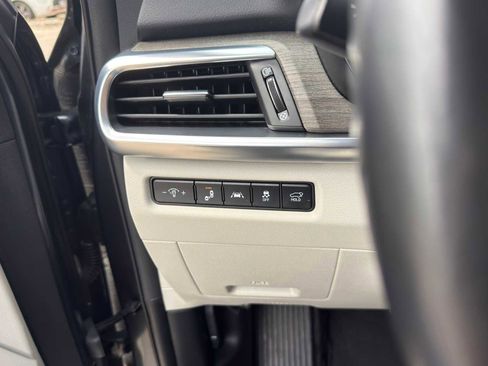 Used 2022 Kia Telluride SX w/ SX Prestige Package image 22