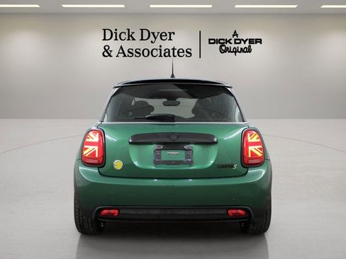 Used 2022 MINI Cooper SE image 4