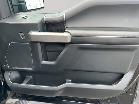 Used 2018 Ford F150 Platinum w/ Equipment Group 701A Luxury AWD/4WD image 14