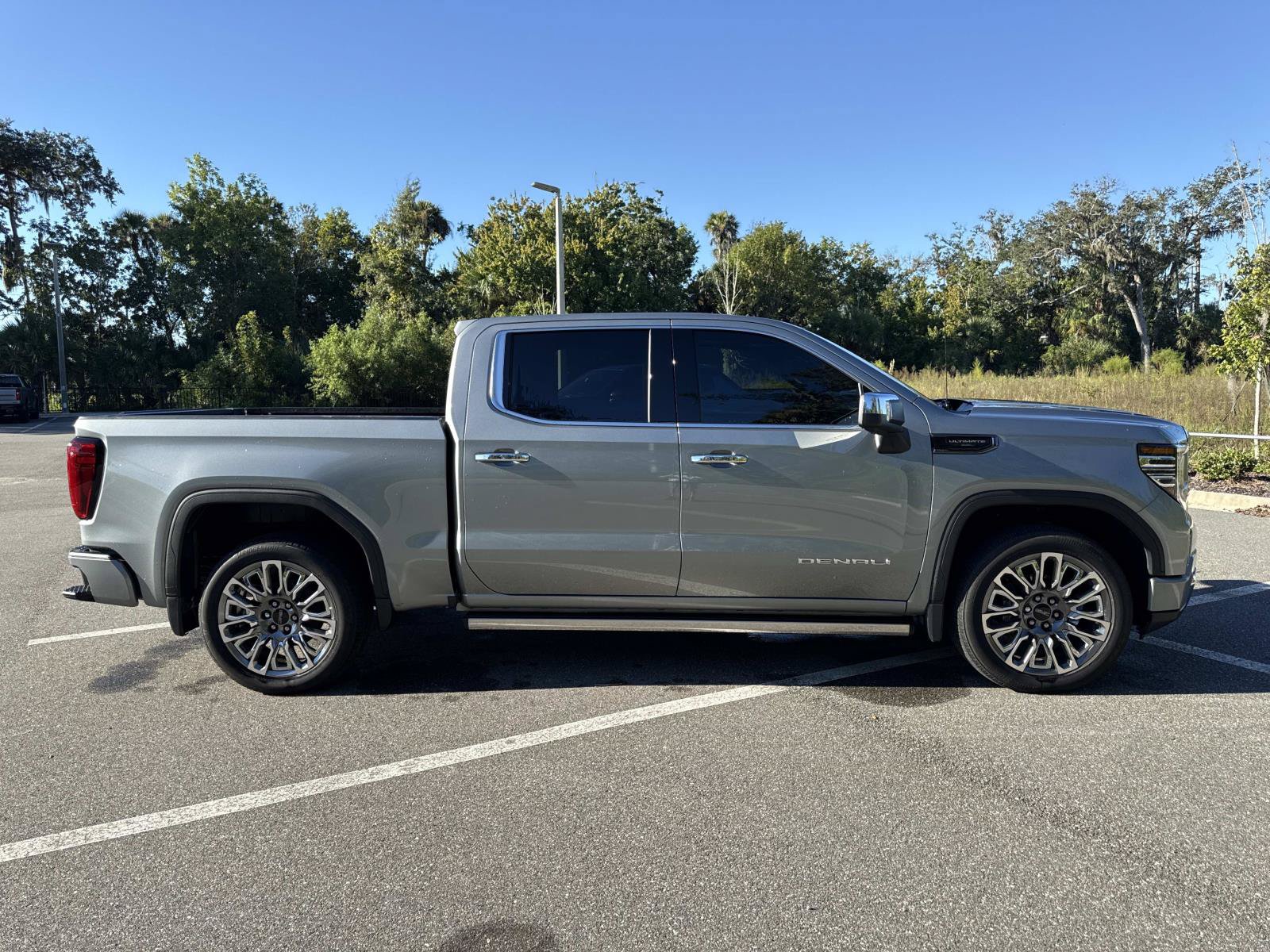 Used 2025 GMC Sierra 1500 Denali Ultimate AWD/4WD image 2