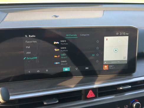 Certified 2025 Kia Sorento SX image 15