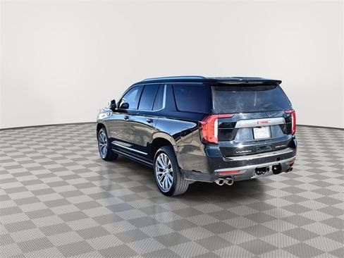 Used 2021 GMC Yukon Denali w/ Denali Premium Package image 6