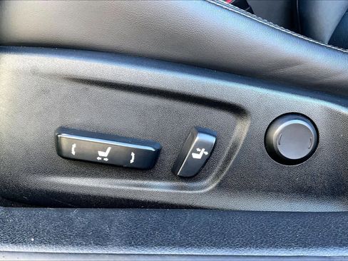 Used 2014 Lexus IS 250 w/ Luxury Package w/Gray Wood image 32