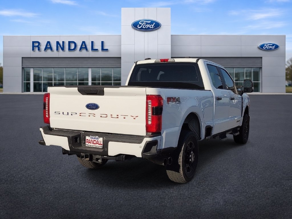 Used 2023 Ford F250 XL w/ STX Appearance Package AWD/4WD image 5