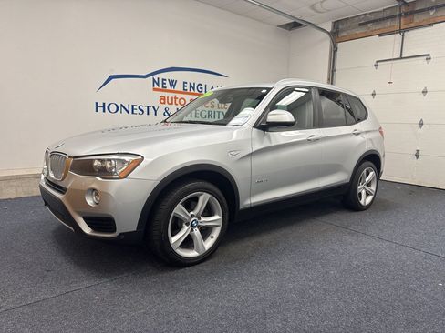 Used 2017 BMW X3 xDrive28i AWD/4WD image 1