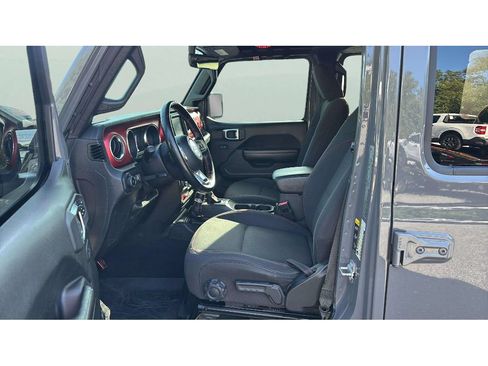 Used 2021 Jeep Wrangler Unlimited Rubicon AWD/4WD image 10