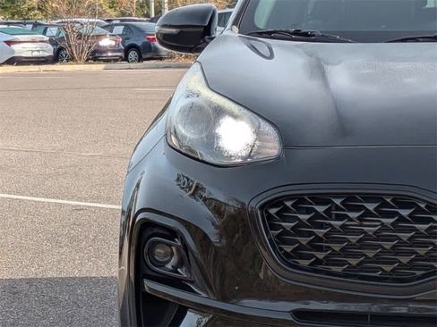 Used 2022 Kia Sportage Nightfall Edition w/ Nightfall Fwd Premium Package image 9