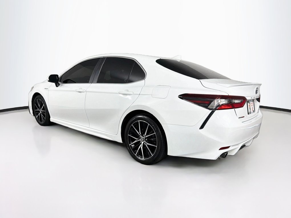 Used 2021 Toyota Camry SE FWD image 7