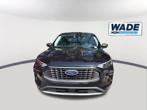 Used 2024 Ford Escape Active FWD image 2