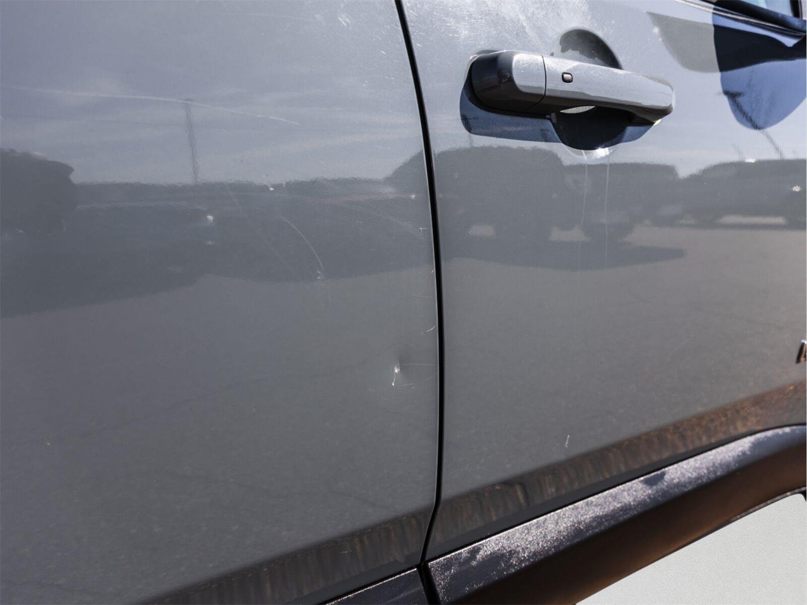 Used 2017 Jeep Renegade Limited FWD image 24
