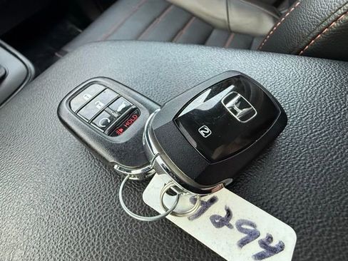 Used 2025 Honda CR-V Sport-L image 24