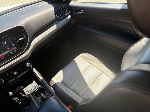 Certified 2024 Dodge Durango R/T AWD/4WD image 25