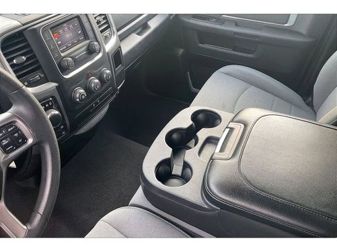 Used 2024 RAM 1500 Classic SLT image 17