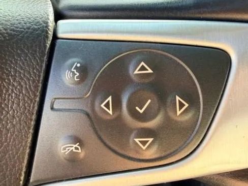 Used 2017 GMC Sierra 1500 SLT image 35