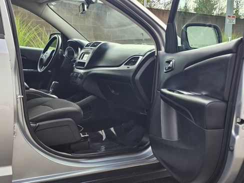 Used 2016 Dodge Journey SXT AWD/4WD image 12