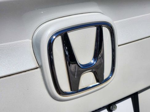 Used 2018 Honda Civic EX image 11