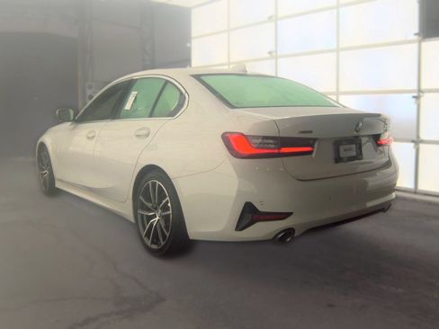 Used 2020 BMW 330i xDrive Sedan w/ Convenience Package AWD/4WD image 2