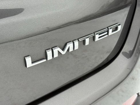 Certified 2023 Jeep Compass Limited image 7