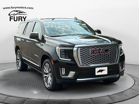 Used 2021 GMC Yukon Denali w/ Denali Premium Package AWD/4WD image 1