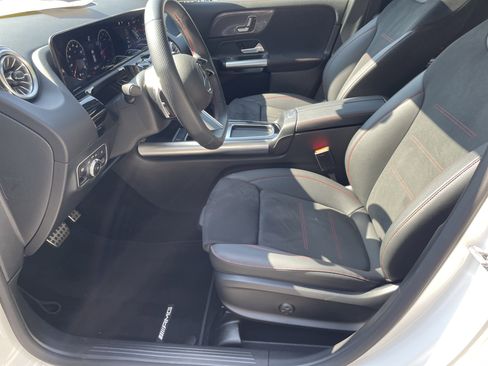 Certified 2025 Mercedes-Benz GLA 250 image 19