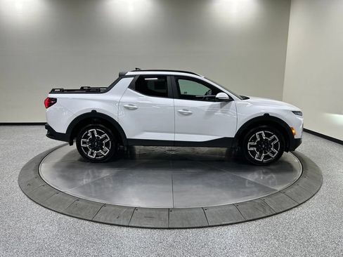 Used 2025 Hyundai Santa Cruz Limited AWD/4WD image 5