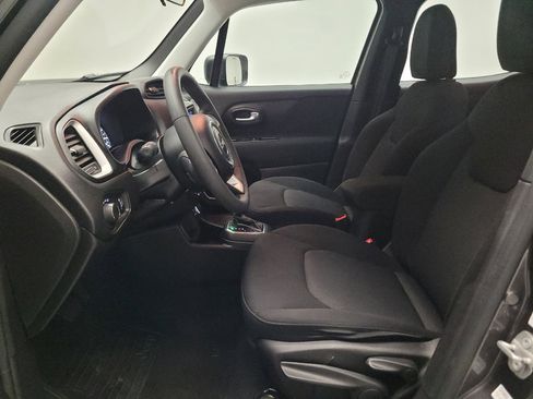 Used 2021 Jeep Renegade Sport FWD image 17