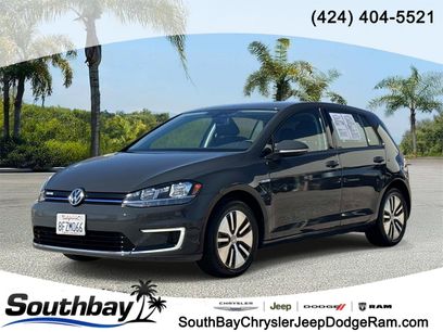 Used 2018 Volkswagen e-Golf SE w/ DC Fast Charging Package