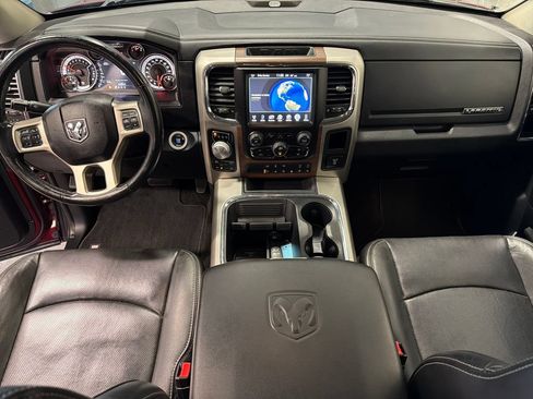 Used 2016 RAM 1500 Laramie w/ Convenience Group AWD/4WD image 4