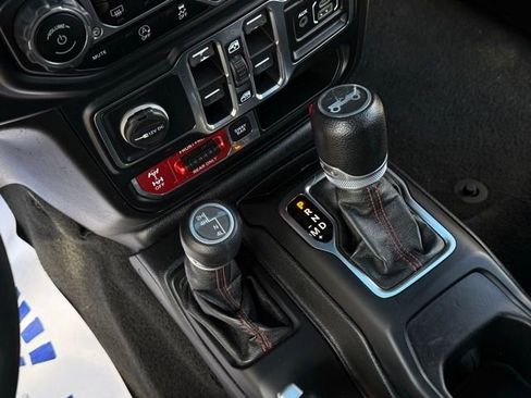 Used 2020 Jeep Wrangler Unlimited Rubicon image 32