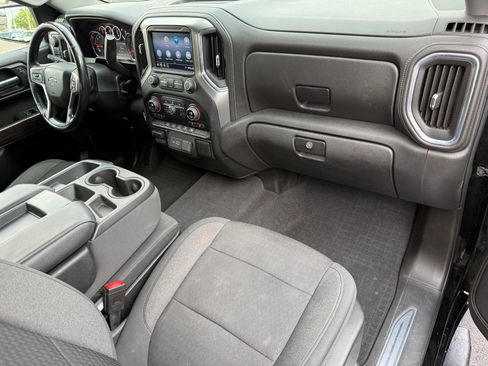 Used 2021 Chevrolet Silverado 1500 RST w/ LPO, Liner Protection Package AWD/4WD image 16